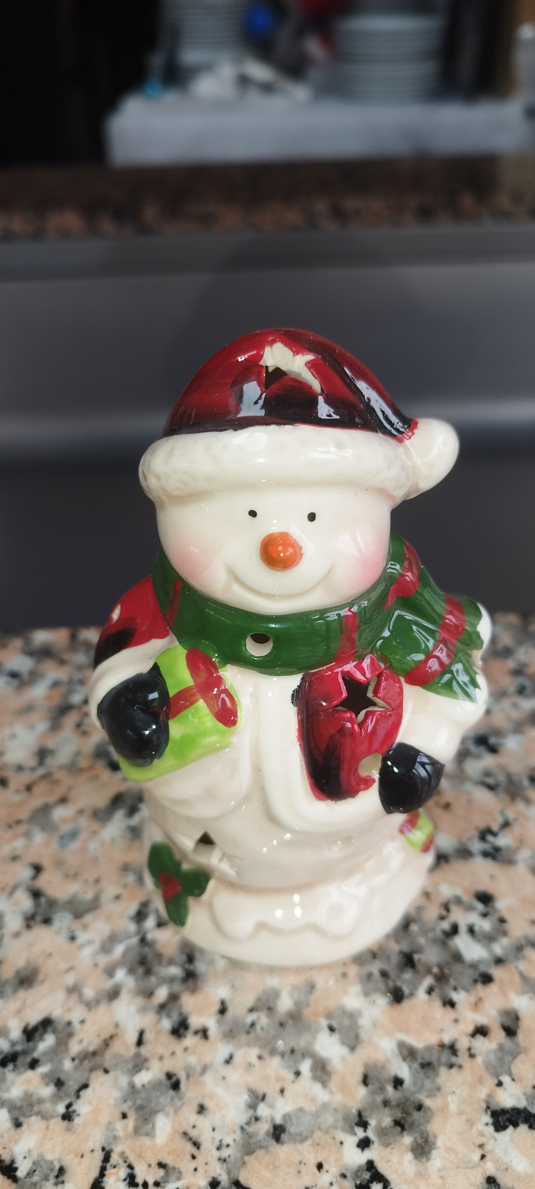 Bonhomme de neige en céramiqueBonhomme de neige en céramique